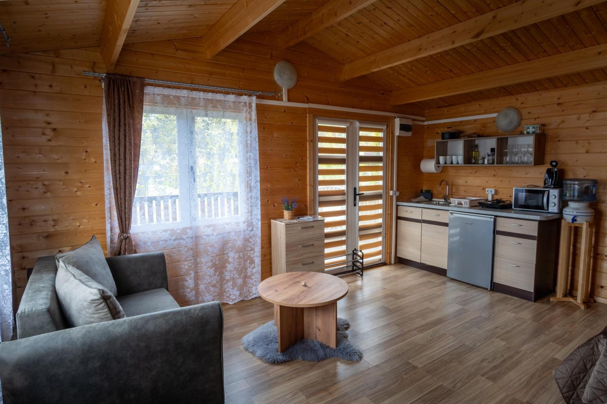 Atputas Majinas Kolka- Madaras Un Rota Villa Exterior foto